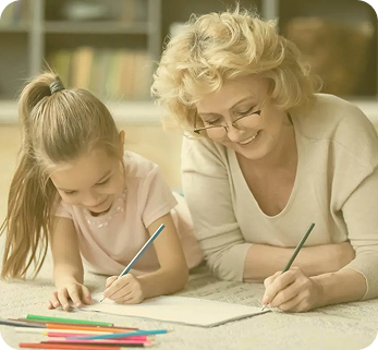 Faded or yellowed colors cataracts symptom